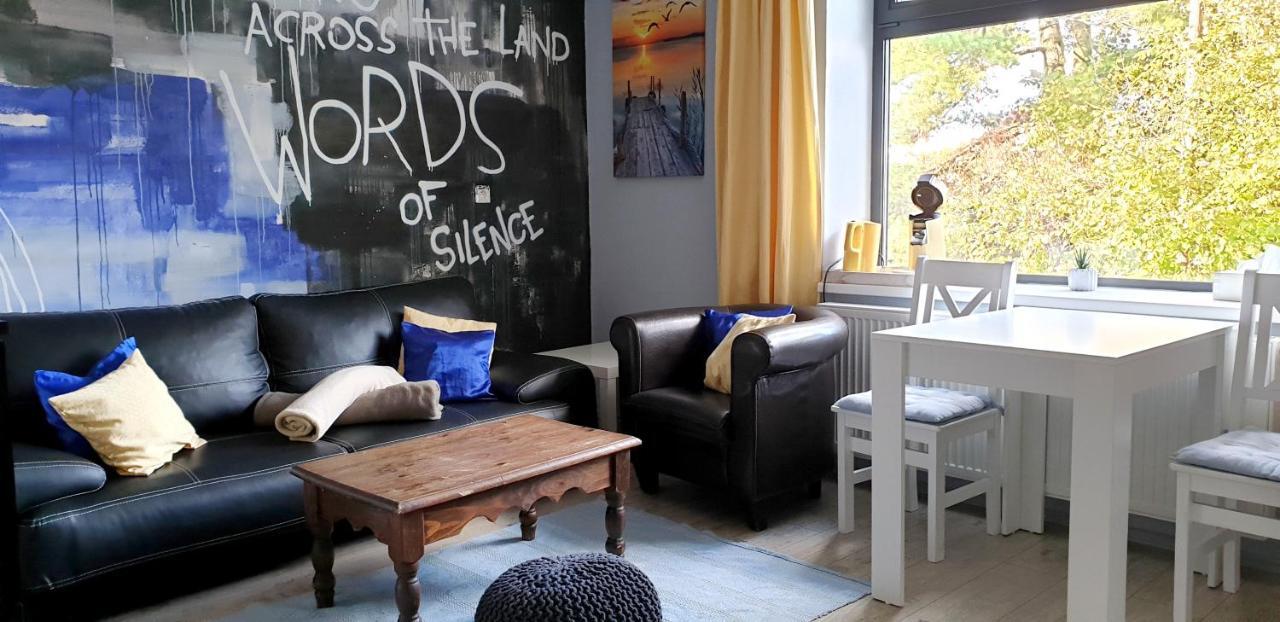 2 Bedrooms House With Enclosed Garden And Wifi At Slezska Ostrava Esterno foto